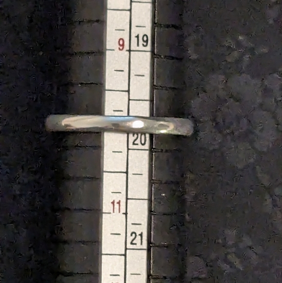 Elegant Solid Sterling Silver Teardrop Genuine Topaz Ring Size 10 - Picture 7 of 7